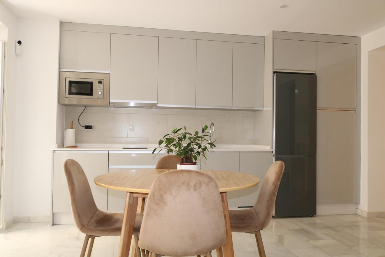 Apartamento Ohana Apartment Кадис Екстериор снимка